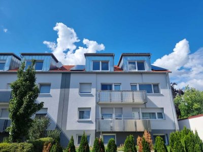 Erstbezug 2,5-Raum-Dachgeschosswohnung mit gehobener Innenausstattung mit Balkon in Dettelbach