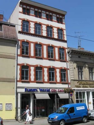 Renovierte 2-Raum-Wohnung in absoluter Zentrumslage