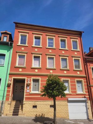 Viel Platz für Ihre Familie: Großzügige 5-Zimmer-Maisonette mit Charme in ruhiger Lage von Apolda