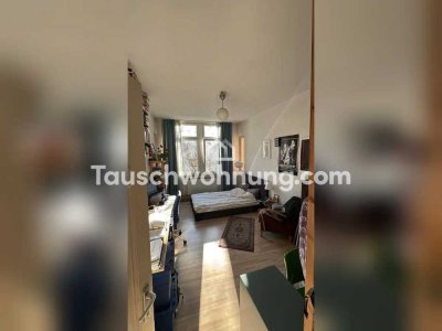 Tauschwohnung: Neustadt: Biete 2ZBK + Balkon (Innenhof)