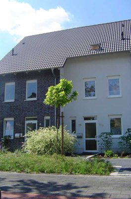 Gemütliches Reihenendhaus - WBS erforderlich für Rollstuhlfahrer