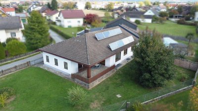 Sonniger Bungalow in Wildon – gemütliche Doppelhaushälfte mit Garten &amp; Solarenergie