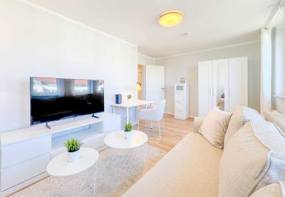 Neu sanierte 4-RW * hochwertig möbliert * Bad mit Du + WMA * EBK * Balkon * SP * zentral * grün *TOP