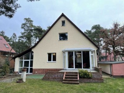 Einfamilienhaus/Villa in Kleinmachnow mit Grundstück zu Vermieten