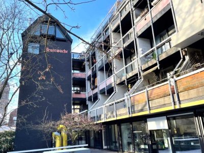 Originelle, renovierte Wohnung mit Aufzug in der Innenstadt -vom bekannten Architekten Jochen Brandi