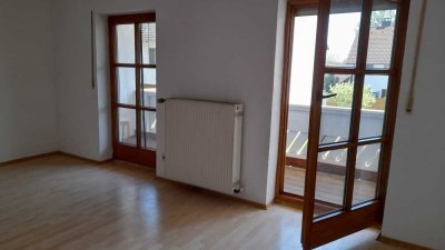 Exklusive 2-Zimmer-Terrassenwohnung mit Balkon und Einbauküche in Pastetten