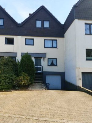 Modernisiertes 5-Raum-Reihenhaus in Haan-Gruiten mit optionaler Nutzung der EBK und Möbel