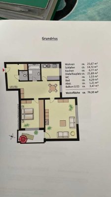 Stilvolle, vollständig renovierte 2,5-Zimmer-Wohnung mit Balkon und Einbauküche in Kaufbeuren
