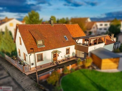Charmantes Zuhause mit Ausbaureserve und gepflegtem Garten!