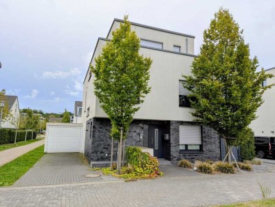 Voll mobilisiertes Einfamilienhaus mit gehobener Innenausstattung und EBK in Düsseldorf Mörsenbroich