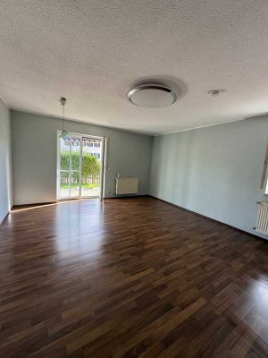 Ihr neues Zuhause: Großzügige 4-Zimmer-Wohnung mit Terrasse in Aicha vorm Wald