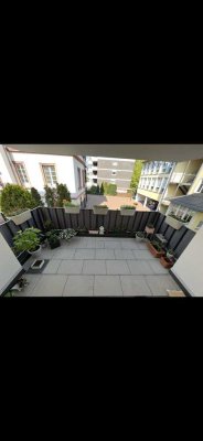 Moderne 2-Raum-Wohnung mit EBK und Balkon in Bad Homburg vor der Höhe