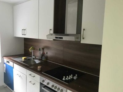 Gepflegte, helle Keller–Einliegerwohnung in ruhiger Wohngegend am Ortsrand von Schlaitdorf