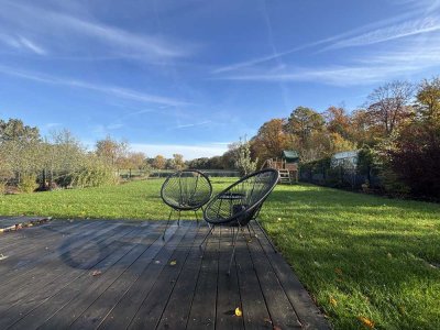 Naturnaher, energieeffizienter Bungalow mit Fussbodenhzg, Glasfaser, PV-Anlage + Speicher uvm.