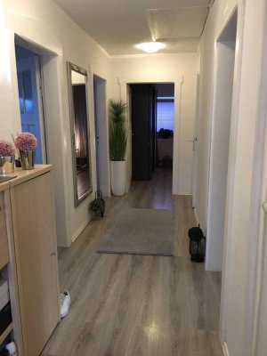 Freundliche 3-Zimmer-Dachgeschosswohnung in Sarstedt