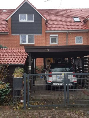 Ruhig & zentral gelegen: Reihenmittelhaus nahe Badesee
