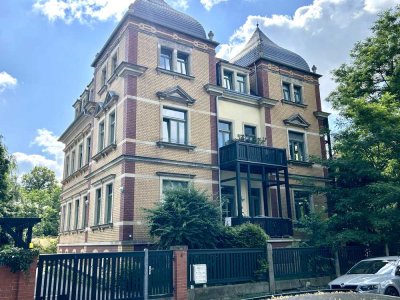 Repräsentative 3-Familienvilla, bereits aufgeteilt nach WEG zu verkaufen