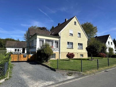 Gemütliches Wohnen im "Windecker Ländchen" - auf großem Grundstück und Nebengebäude inkl. Garage