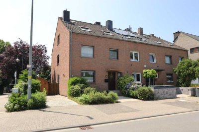 Kaarst + Reiheneckhaus + Bj.1981 + ca. 403 m² Grundstück + ca. 172 m² Wohnfläche + 2 Garagen