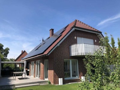 Exclusiv & wie neu!  2 Generationenhaus rechts.d.Ems!