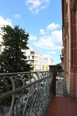 Top-Lage in der Weststadt! Großzügige 4- Zimmerwohnung mit zwei Balkonen und Dachterrasse