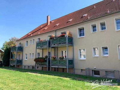 2-Raumwohnung in beliebter Etage und großem Balkon!