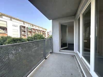 sanierungsbedürftige 3-Zimmer-Wohnung mit Loggia | Nähe U1 Donauzentrum