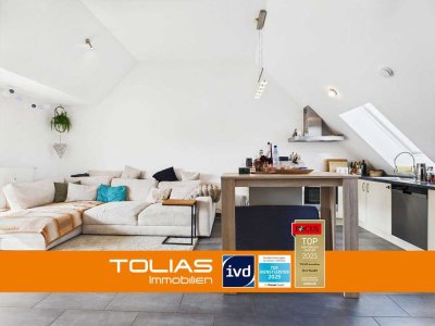 Zeit zu zweit - Stilvolle 3-Zimmer-Wohnung mit hohen Decken und Loggia