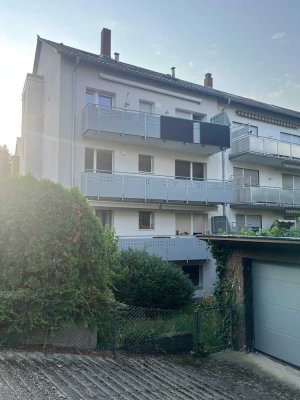 Stilvoll renovierte 3-Zimmer-Wohnung mit Balkon und EBK in Mannheim-Feudenheim