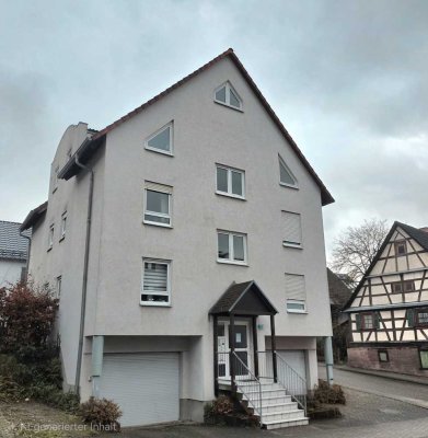 Gepflegte 2-Zimmer-Wohnung im Ortskern von Langensteinbach