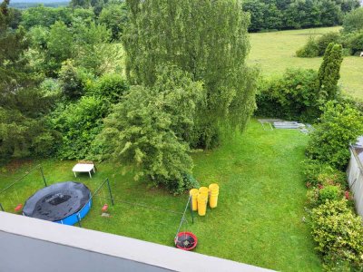 Blick ins Grüne? Bitteschön! 4 Zimmerwohnung