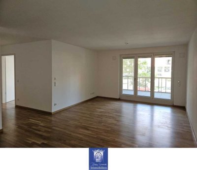 Moderne Wohnung mit schicker EBK und Fußbodenheizung!