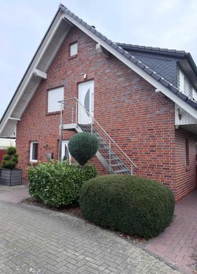 Charmante 1,5-Zimmer-Wohnung mit Badewanne & Dusche – ruhige Lage, separater Eingang