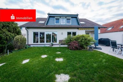 Friedberg-Ockstadt: Exklusives Einfamilienhaus mit Einliegerwohnung, hochwertiger Ausstattung und gr