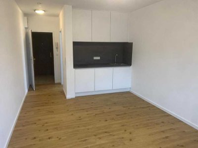 APARTMENT IN TOP-LAGE MIT KÜCHE/ BALKON + TG-STELLPLATZ