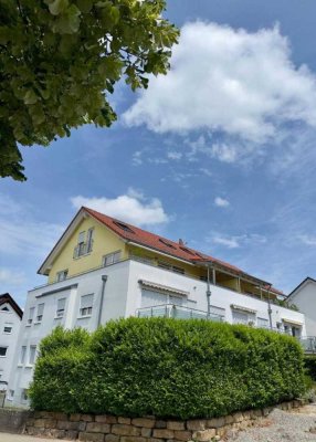 Mietpreis Inkl. Ab 01.10.25 bis 30.04.26 voll möblierte 2 Zimmer Wohnung