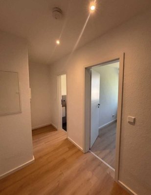Erstbezug nach Sanierung mit Einbauküche: traumhafte 1-Zimmer-Wohnung in Altencelle