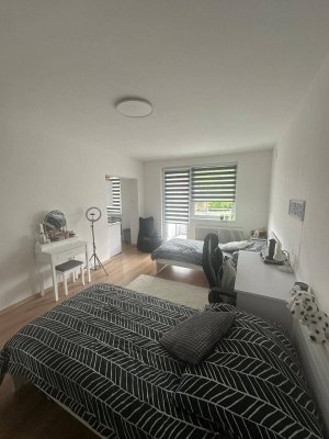 Moderne 2-Zimmer Wohnung mit Balkon und Aufzug