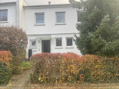 Zwischenmiete 1.1.-30.6.2026. Gepflegtes 5-Zimmer Reihenhaus in Frankfurt.