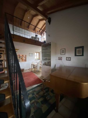 Attraktive 3,5-Zimmer-Wohnung mit Galerie, Balkon & Gartenanteil in Riedering – ab 01.01.2026