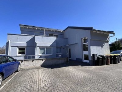 4 Zimmerwohnung mit Balkon und Blick ins Grüne
