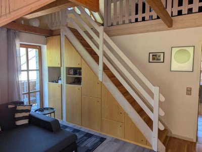 Helle Dachgeschosswohnung mit Garten und Doppelcarport - Ohne Maklerprovision!