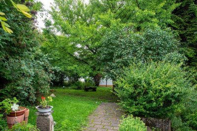 ::: Die besondere Immobilie, Gewerbe, Wohnen und einer DG-ELW, mit allem was Ihr Herz begehrt :::