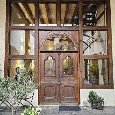 Zwei Häuser, ein Ensemble: Tradition trifft Moderne & attraktives Investment in Ober-Wöllstadt
