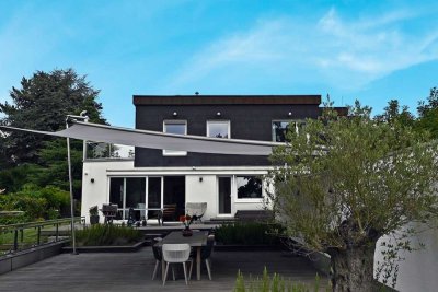 Wunschlos glücklich! Großzügiges, exklusives EFH mit Freizeitbereich direkt am Uhlenhorst