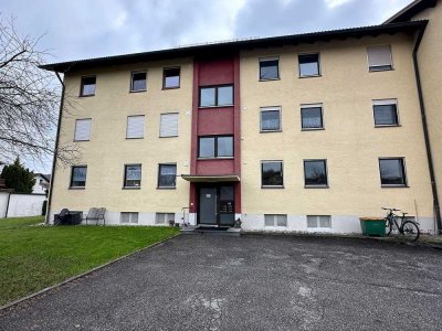 3-Zimmer-Wohnung im Erdgeschoss mit Garage