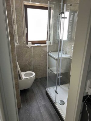 Erstbezug mit Einbauküche eigenem Bad und Möbel