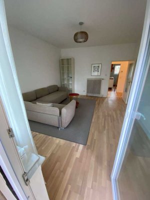KEIN WBS!Helle 4-Zimmer Wohnung in Alt-Buckow/ WG geeignet!