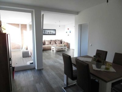 Schöne helle drei Zimmer Wohnung mit Balkon und Überdachtem Stellplatz in Borken (Kreis), Bocholt