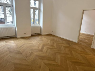Wunderschön sanierte, moderne Altbauwohnung mit charmantem Altbau-Touch – NÄHE AUGARTEN
